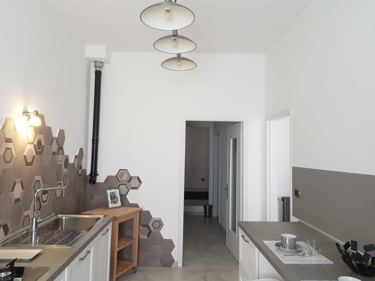 Modern Flat With Panoramic Terrace In Zuccarello Apartment Luaran gambar